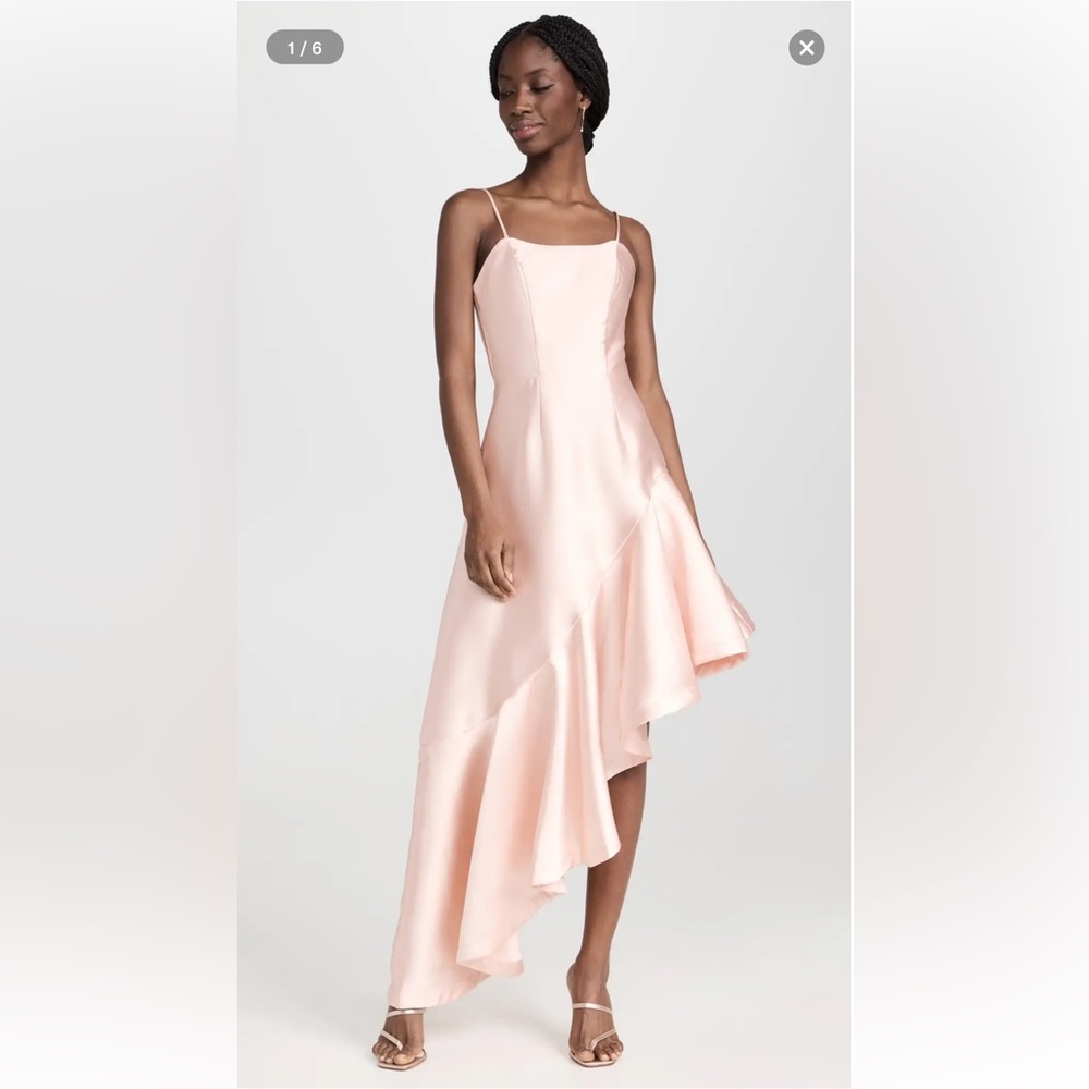 Elliatt Occasion Gown in Soft Pink